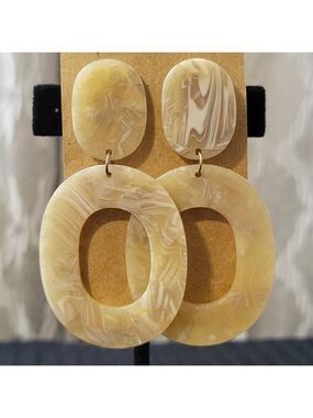 Shades of Tan Marble Tortoise Acrylic Post Earrings